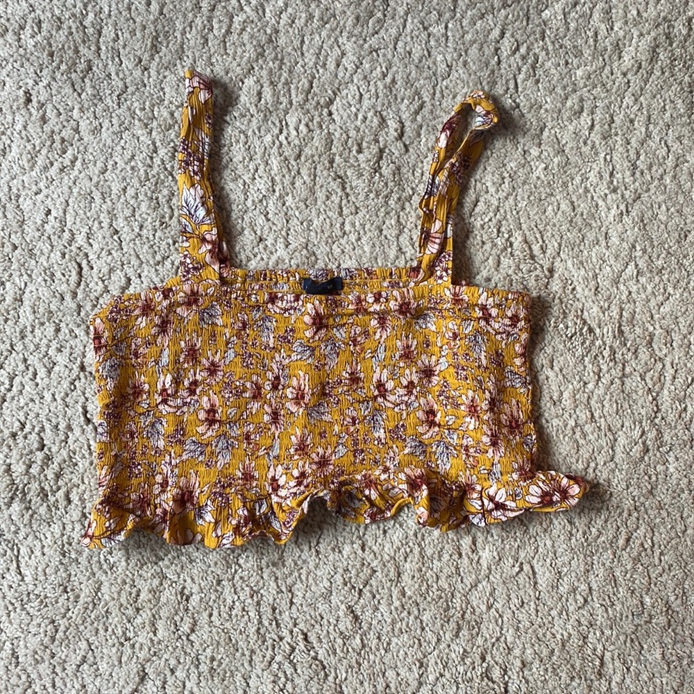 American Eagle Floral Cropped Tank Top Yellow Size Medium